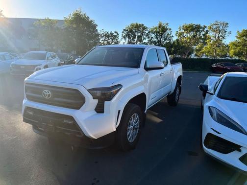 2025 Toyota Tacoma SR5