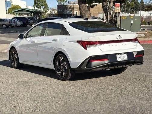 2025 Hyundai ELANTRA HEV Limited