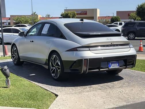 2023 Hyundai IONIQ 6 SEL