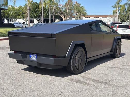 2024 Tesla Cybertruck All-Wheel Drive