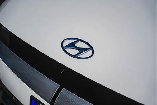 Atlas White 2024 Hyundai IONIQ 5 Limited