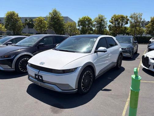 Atlas White 2024 Hyundai IONIQ 5 Limited