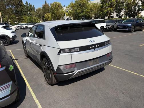Cyber Gray 2024 Hyundai IONIQ 5 SE