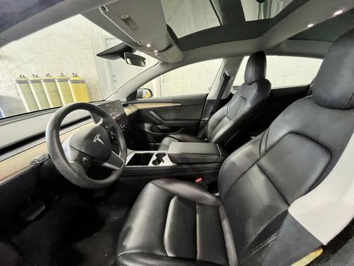 2023 Tesla Model 3 Standard Range