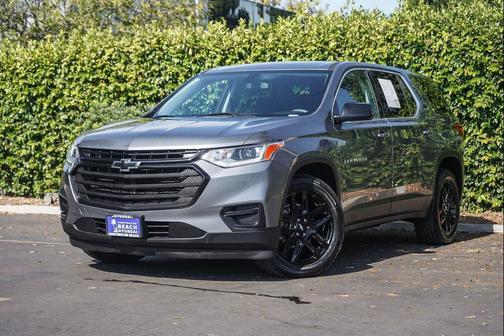 Satin Steel Metallic 2018 Chevrolet Traverse LS