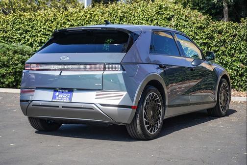 Digital Teal 2024 Hyundai IONIQ 5 Limited