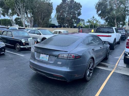 2023 Tesla Model S Plaid