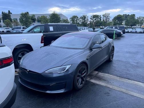 2023 Tesla Model S Plaid