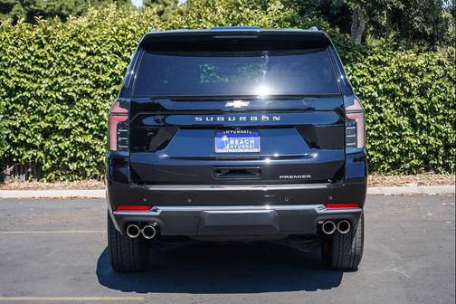 Black 2026 Chevrolet Suburban Premier