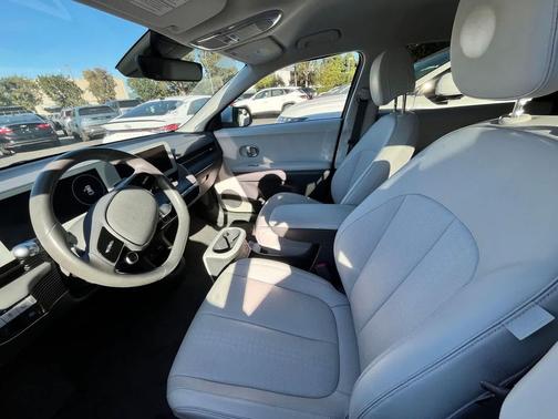 2023 Hyundai IONIQ 5 SEL