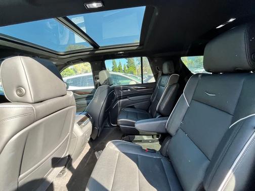 2024 Cadillac Escalade Premium Luxury