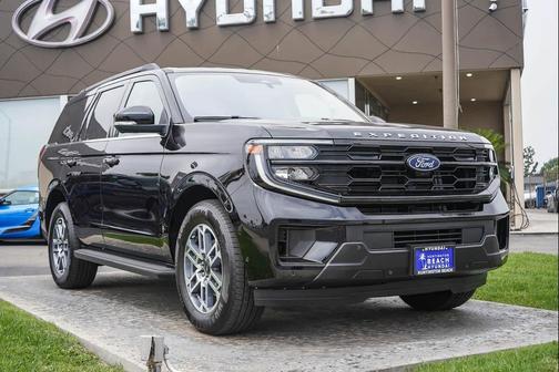 Agate Black Metallic 2025 Ford Expedition Active