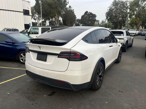 2022 Tesla Model X Dual Motor All-Wheel Drive