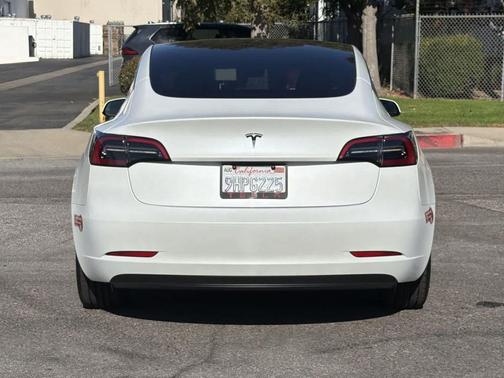 2023 Tesla Model 3 Standard Range