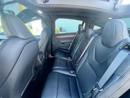 2020 Tesla Model X Long Range Dual Motor All-Wheel Drive