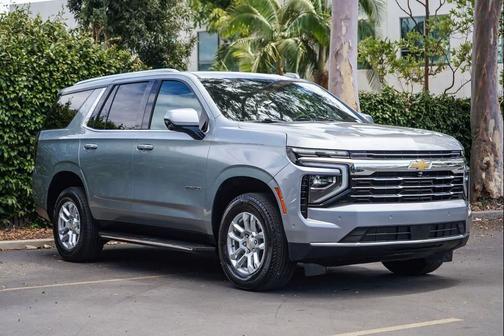Sterling Gray Metallic 2025 Chevrolet Tahoe LT