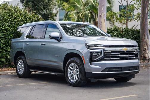 Sterling Gray Metallic 2025 Chevrolet Tahoe LT