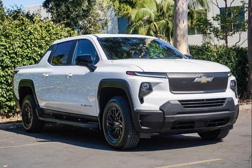Summit White 2024 Chevrolet Silverado EV Work Truck