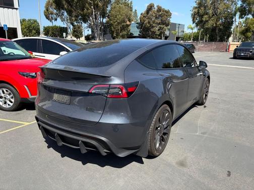Gray 2023 Tesla Model Y Performance Dual Motor All-Wheel Drive