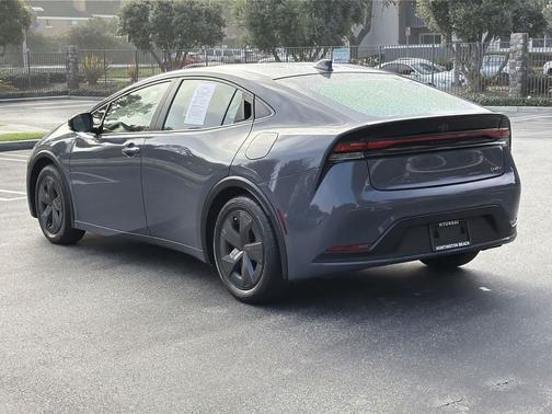 2024 Toyota Prius LE