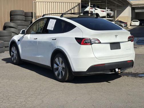 2021 Tesla Model Y Long Range Dual Motor All-Wheel Drive