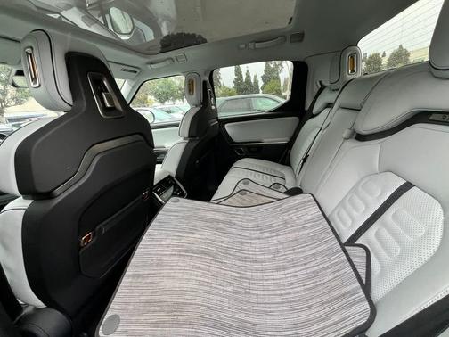 2023 Rivian R1T Adventure Quad Motor Large Pack