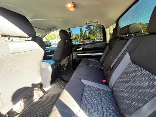 2020 Toyota Tundra SR5