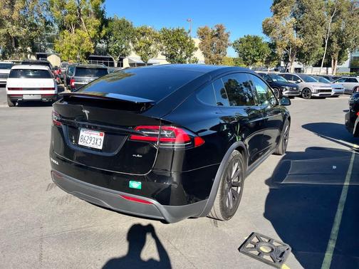 2022 Tesla Model X Dual Motor All-Wheel Drive