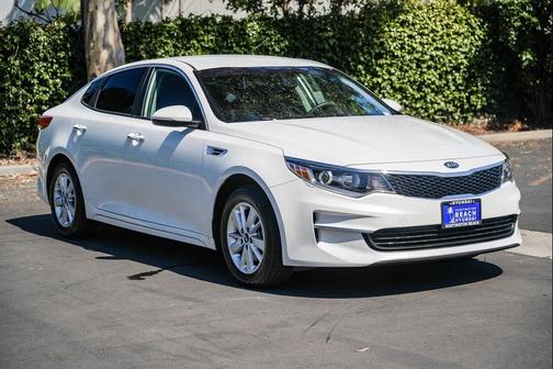 Snow White Pearl 2018 Kia Optima LX