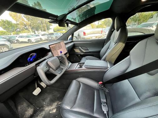 2023 Tesla Model X AWD