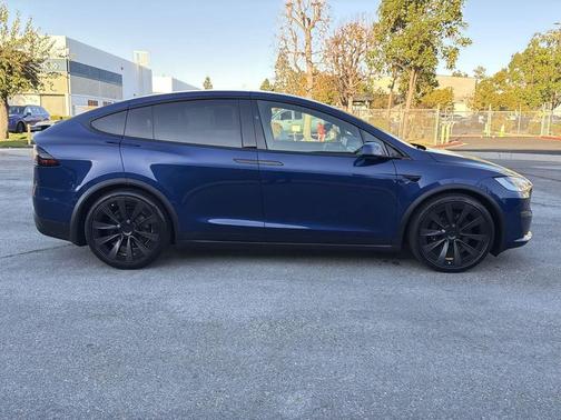 2023 Tesla Model X AWD