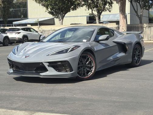 2025 Chevrolet Corvette Stingray w/2LT