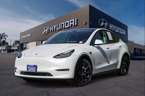 Pearl White Multi-Coat 2021 Tesla Model Y Long Range Dual Motor All-Wheel Drive