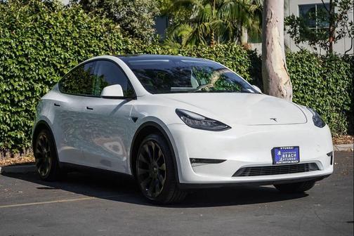 Pearl White Multi-Coat 2021 Tesla Model Y Long Range Dual Motor All-Wheel Drive