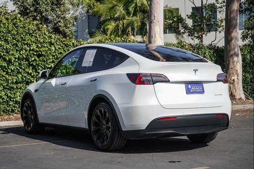 Pearl White Multi-Coat 2021 Tesla Model Y Long Range Dual Motor All-Wheel Drive