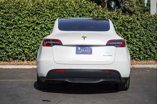 Pearl White Multi-Coat 2021 Tesla Model Y Long Range Dual Motor All-Wheel Drive