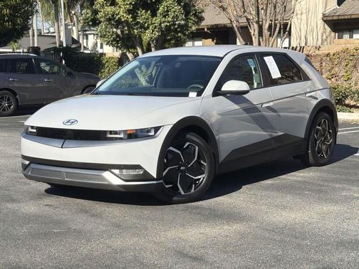 2024 Hyundai IONIQ 5 SEL