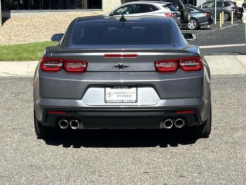 2022 Chevrolet Camaro RWD Coupe LT1