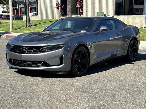 2022 Chevrolet Camaro RWD Coupe LT1