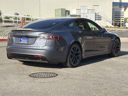 2021 Tesla Model S Plaid