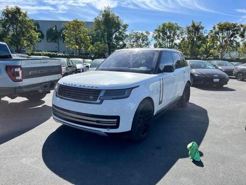 2023 Land Rover Range Rover P400 SE