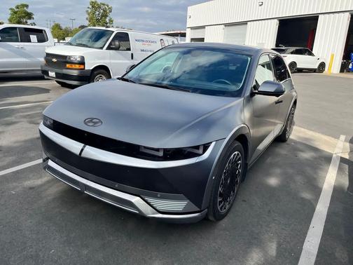 2022 Hyundai IONIQ 5 Limited