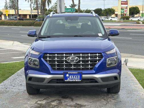 2023 Hyundai VENUE SEL