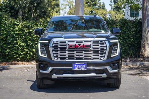 Onyx Black 2025 GMC Yukon XL Denali