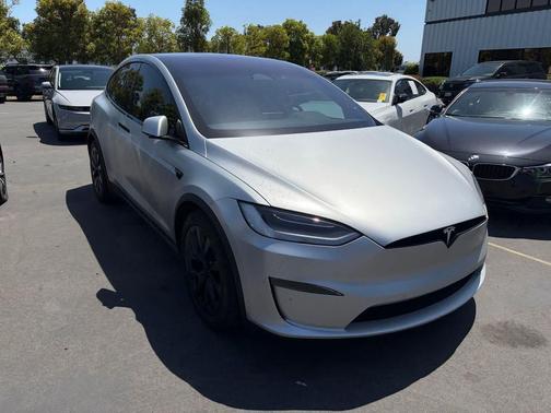 Midnight Silver Metallic 2023 Tesla Model X
