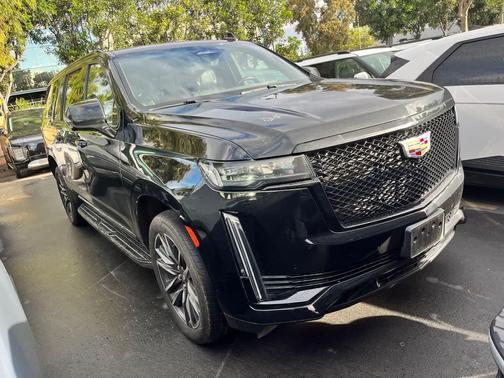 2023 Cadillac Escalade ESV Sport