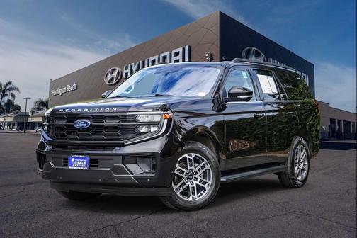 Agate Black Metallic 2025 Ford Expedition Active
