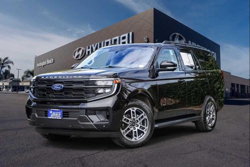 Agate Black Metallic 2025 Ford Expedition Active