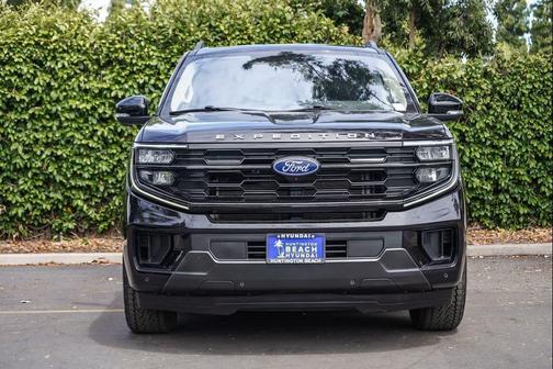 Agate Black Metallic 2025 Ford Expedition Active