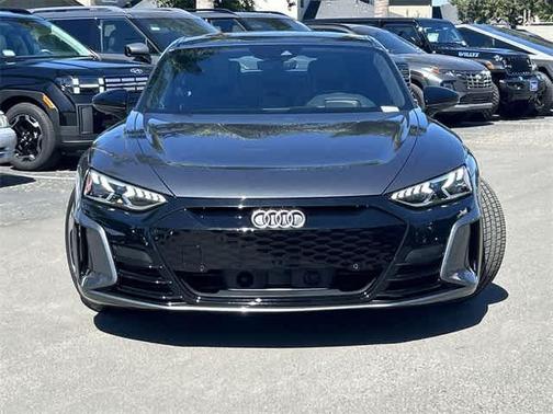 2022 Audi e-tron GT Prestige